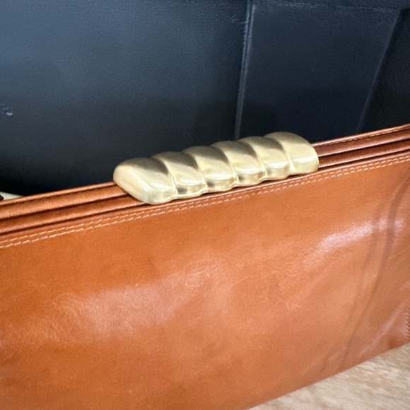 1970's Antonio Scepi for Bonwit Teller camel leather bag - Picture 2 of 8